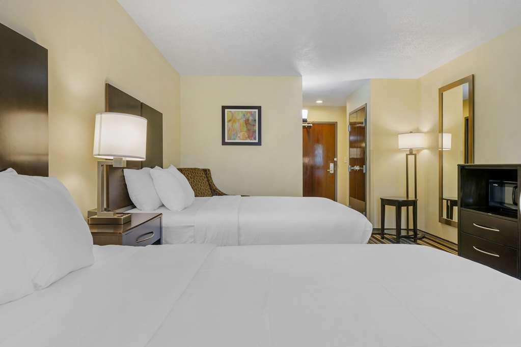 Comfort Inn & Suites Triadelphia Habitación foto