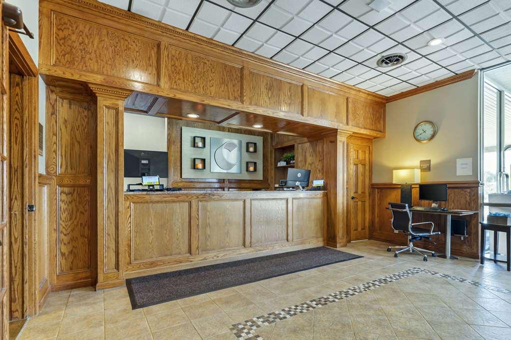 Comfort Inn & Suites Triadelphia Interior foto