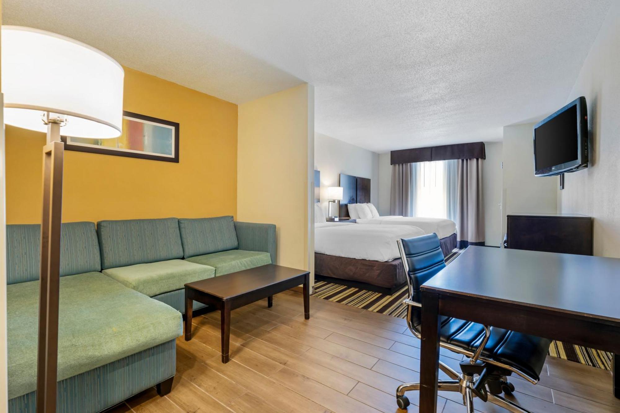 Comfort Inn & Suites Triadelphia Exterior foto